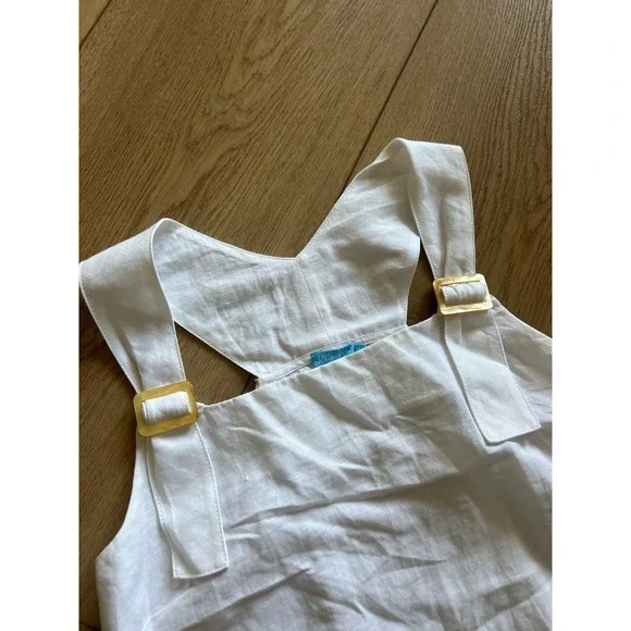J. McLaughlin Women's White Linen Sleeveless‎ Dress with Buckle Detail - Picture 2 of 5